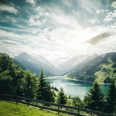 Apartament Fraeulein Nannerl - Boutique Mit Saunahaus Gerlos