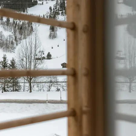 Apartment Fraeulein Nannerl - Boutique Mit Saunahaus Gerlos